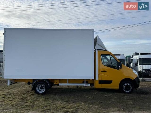 Желтый Рено Мастер, объемом двигателя 2.3 л и пробегом 260 тыс. км за 23499 $, фото 4 на Automoto.ua