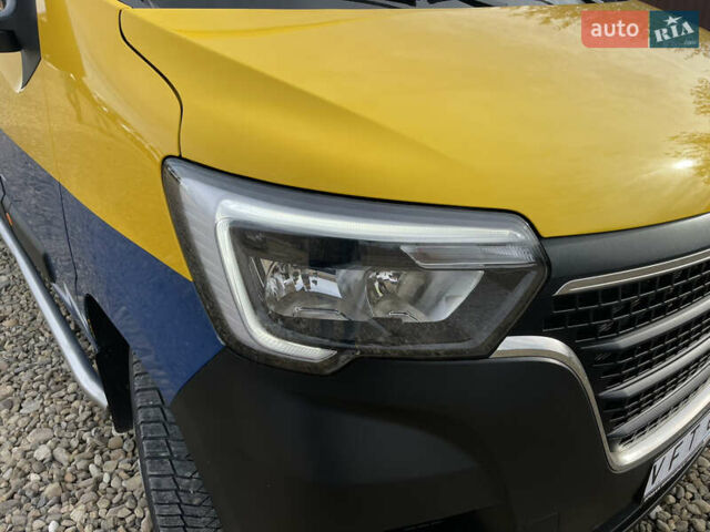 Желтый Рено Мастер, объемом двигателя 2.3 л и пробегом 197 тыс. км за 23000 $, фото 10 на Automoto.ua