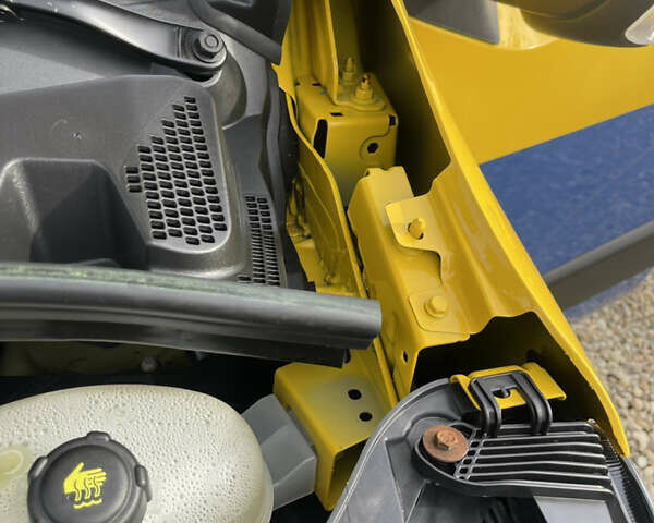 Желтый Рено Мастер, объемом двигателя 2.3 л и пробегом 197 тыс. км за 23000 $, фото 49 на Automoto.ua