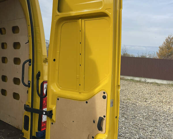 Желтый Рено Мастер, объемом двигателя 2.3 л и пробегом 197 тыс. км за 23000 $, фото 40 на Automoto.ua