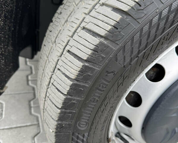 Желтый Рено Мастер, объемом двигателя 0 л и пробегом 240 тыс. км за 17900 $, фото 24 на Automoto.ua