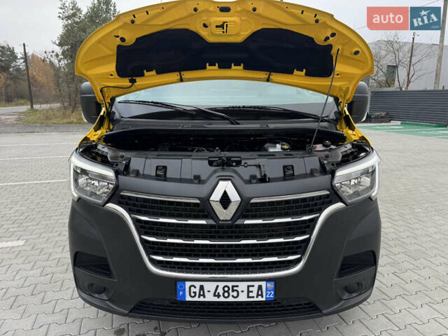 Желтый Рено Мастер, объемом двигателя 0 л и пробегом 240 тыс. км за 17900 $, фото 22 на Automoto.ua