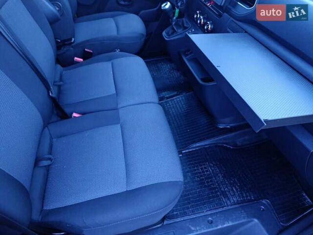 Жовтий Рено Мастєр, об'ємом двигуна 2.3 л та пробігом 226 тис. км за 19499 $, фото 43 на Automoto.ua