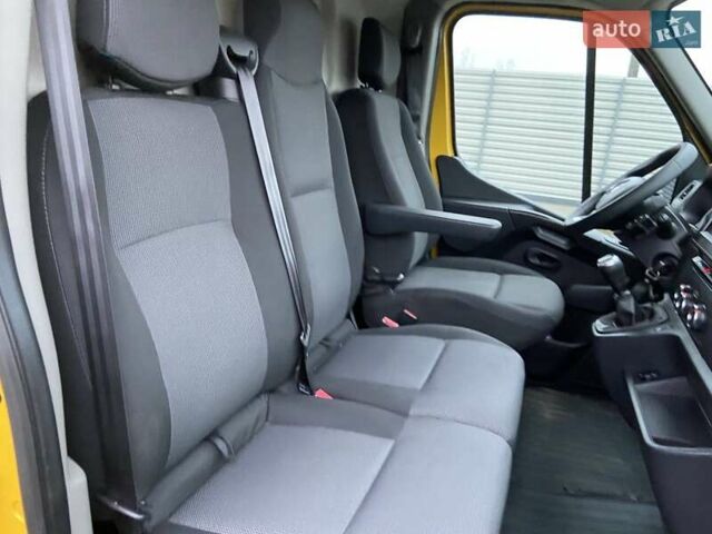 Жовтий Рено Мастєр, об'ємом двигуна 2.3 л та пробігом 241 тис. км за 18999 $, фото 41 на Automoto.ua