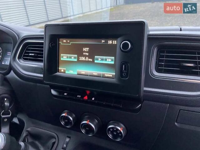 Жовтий Рено Мастєр, об'ємом двигуна 2.3 л та пробігом 241 тис. км за 18999 $, фото 38 на Automoto.ua