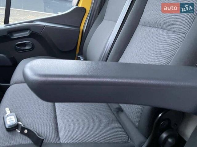 Жовтий Рено Мастєр, об'ємом двигуна 2.3 л та пробігом 241 тис. км за 18999 $, фото 26 на Automoto.ua