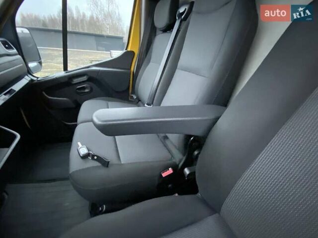 Жовтий Рено Мастєр, об'ємом двигуна 2.3 л та пробігом 241 тис. км за 18999 $, фото 29 на Automoto.ua