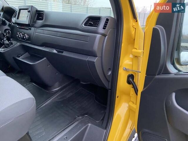 Жовтий Рено Мастєр, об'ємом двигуна 2.3 л та пробігом 241 тис. км за 18999 $, фото 43 на Automoto.ua
