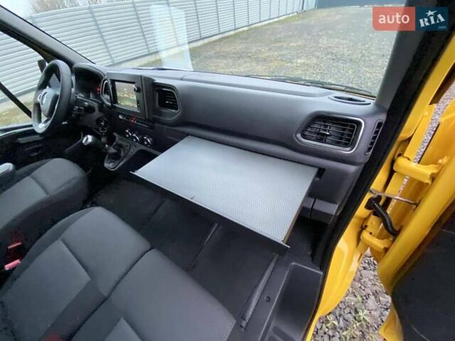 Жовтий Рено Мастєр, об'ємом двигуна 2.3 л та пробігом 241 тис. км за 18999 $, фото 35 на Automoto.ua