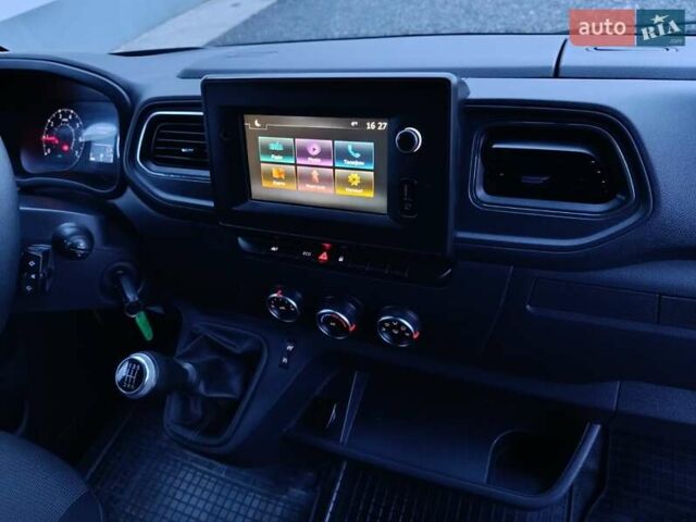 Жовтий Рено Мастєр, об'ємом двигуна 2.3 л та пробігом 226 тис. км за 19499 $, фото 39 на Automoto.ua