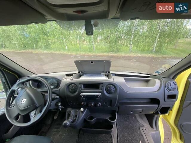 Желтый Рено Мастер, объемом двигателя 2.3 л и пробегом 250 тыс. км за 14535 $, фото 44 на Automoto.ua