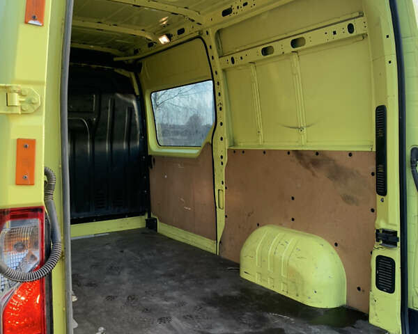 Жовтий Рено Мастєр, об'ємом двигуна 2.3 л та пробігом 256 тис. км за 14496 $, фото 31 на Automoto.ua