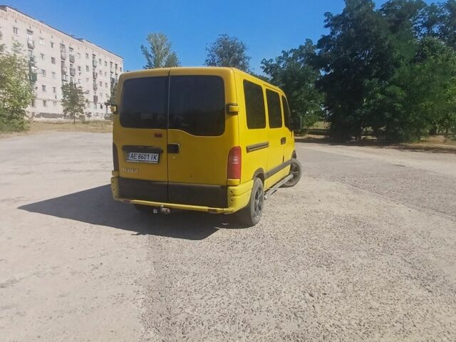 Желтый Рено Мастер, объемом двигателя 2.2 л и пробегом 430 тыс. км за 4900 $, фото 2 на Automoto.ua
