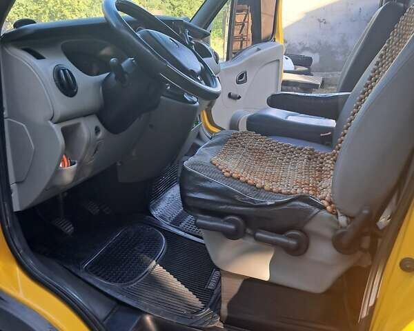 Жовтий Рено Мастєр, об'ємом двигуна 2.5 л та пробігом 465 тис. км за 5700 $, фото 14 на Automoto.ua