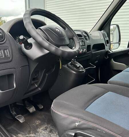 Желтый Рено Мастер, объемом двигателя 2.3 л и пробегом 291 тыс. км за 18500 $, фото 5 на Automoto.ua
