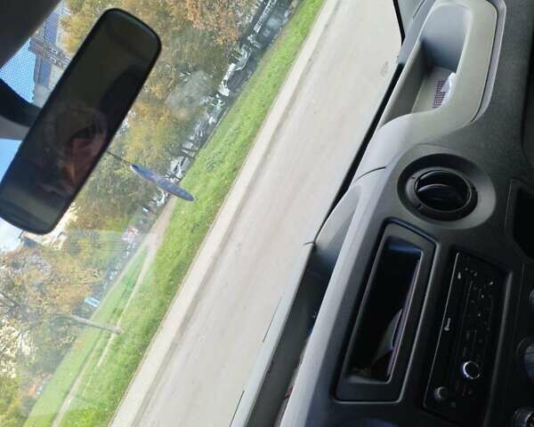 Желтый Рено Мастер, объемом двигателя 2.3 л и пробегом 261 тыс. км за 11900 $, фото 6 на Automoto.ua