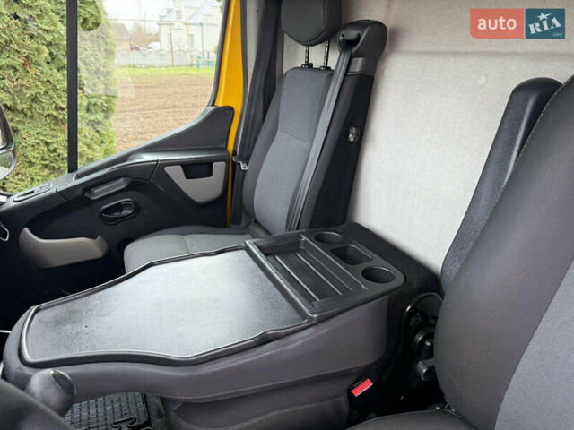 Желтый Рено Мастер, объемом двигателя 2.3 л и пробегом 230 тыс. км за 17700 $, фото 58 на Automoto.ua