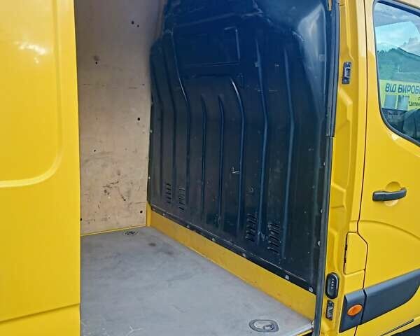 Желтый Рено Мастер, объемом двигателя 2.3 л и пробегом 325 тыс. км за 13700 $, фото 14 на Automoto.ua