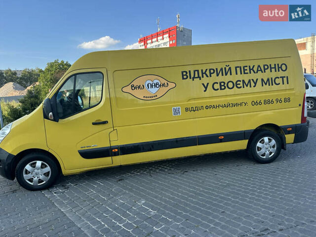 Желтый Рено Мастер, объемом двигателя 2.46 л и пробегом 417 тыс. км за 13000 $, фото 2 на Automoto.ua