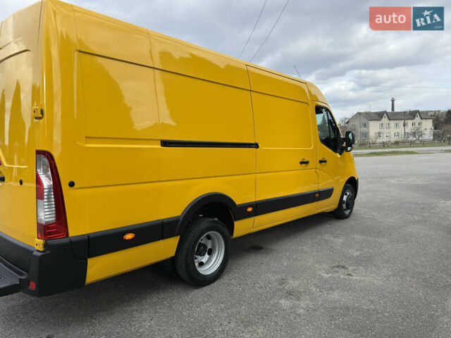 Желтый Рено Мастер, объемом двигателя 2.3 л и пробегом 230 тыс. км за 17700 $, фото 2 на Automoto.ua