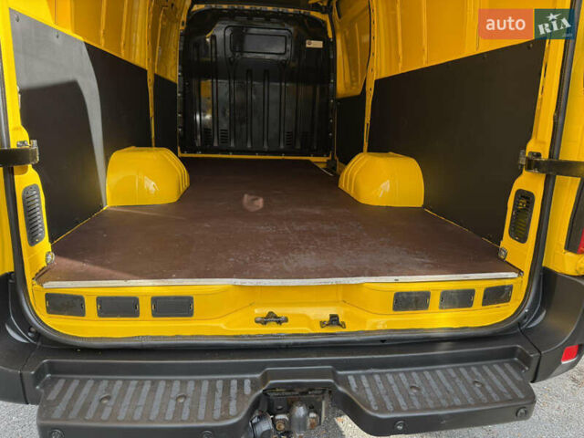 Желтый Рено Мастер, объемом двигателя 2.3 л и пробегом 230 тыс. км за 17700 $, фото 45 на Automoto.ua