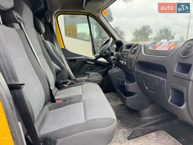 Желтый Рено Мастер, объемом двигателя 2.3 л и пробегом 208 тыс. км за 16000 $, фото 10 на Automoto.ua