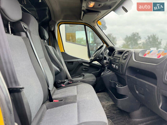 Желтый Рено Мастер, объемом двигателя 2.3 л и пробегом 208 тыс. км за 16000 $, фото 6 на Automoto.ua