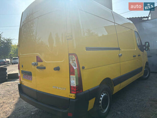 Желтый Рено Мастер, объемом двигателя 2.3 л и пробегом 214 тыс. км за 18500 $, фото 3 на Automoto.ua