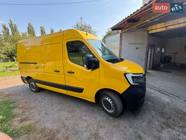 Желтый Рено Мастер, объемом двигателя 2.3 л и пробегом 214 тыс. км за 18500 $, фото 1 на Automoto.ua