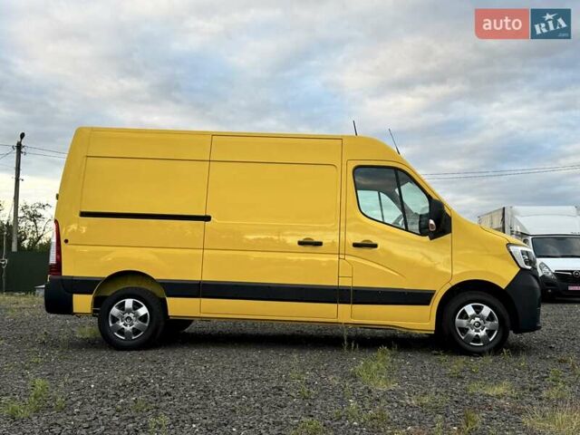 Желтый Рено Мастер, объемом двигателя 2.3 л и пробегом 202 тыс. км за 17700 $, фото 4 на Automoto.ua