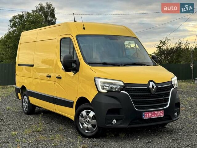Желтый Рено Мастер, объемом двигателя 2.3 л и пробегом 202 тыс. км за 17700 $, фото 3 на Automoto.ua