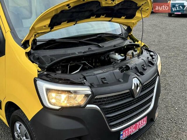 Желтый Рено Мастер, объемом двигателя 2.3 л и пробегом 202 тыс. км за 17700 $, фото 12 на Automoto.ua