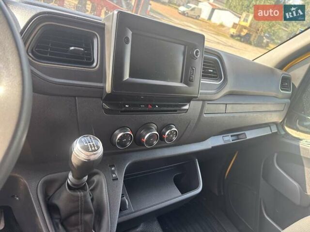 Жовтий Рено Мастєр, об'ємом двигуна 2.3 л та пробігом 220 тис. км за 17700 $, фото 3 на Automoto.ua