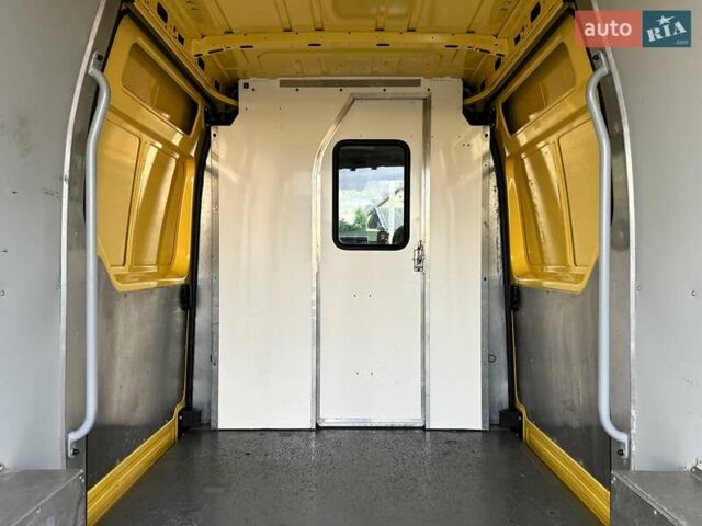 Желтый Рено Мастер, объемом двигателя 2.3 л и пробегом 202 тыс. км за 17700 $, фото 16 на Automoto.ua