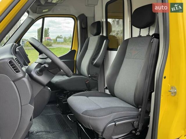 Желтый Рено Мастер, объемом двигателя 2.3 л и пробегом 193 тыс. км за 18800 $, фото 29 на Automoto.ua