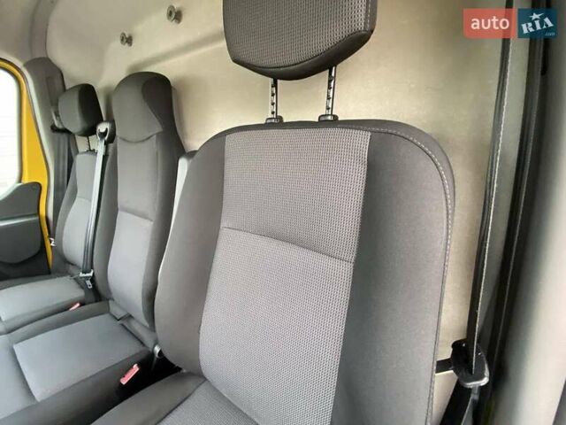 Желтый Рено Мастер, объемом двигателя 2.3 л и пробегом 258 тыс. км за 17999 $, фото 45 на Automoto.ua