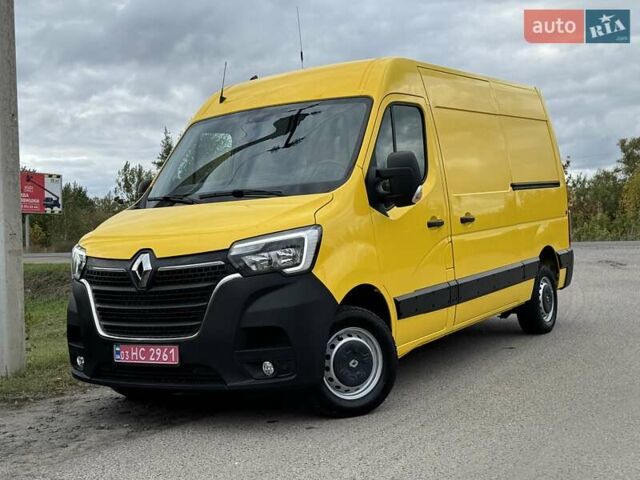 Желтый Рено Мастер, объемом двигателя 2.3 л и пробегом 193 тыс. км за 18800 $, фото 1 на Automoto.ua