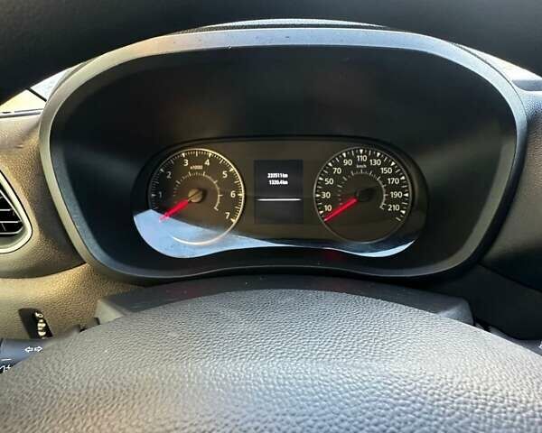 Рено Мастер 2022 в Ковель на Automoto.ua Желтый Рено Мастер, объемом двигателя 2.3 л и пробегом 233 тыс. км за 19688 $, фото 26 на Automoto.ua