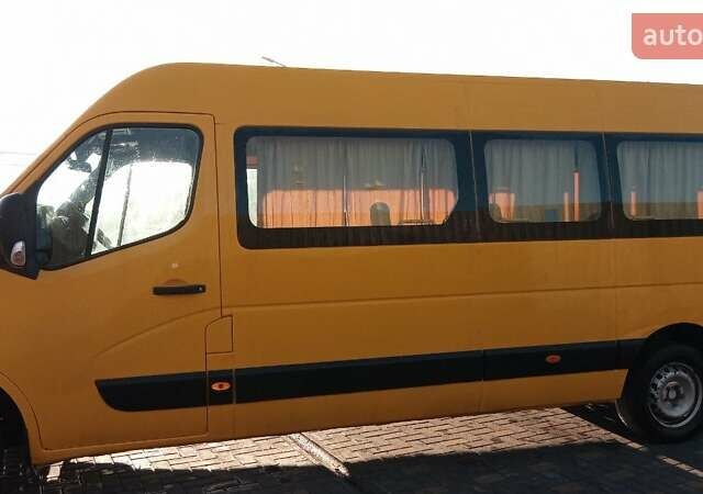 Желтый Рено Мастер, объемом двигателя 2.3 л и пробегом 240 тыс. км за 15500 $, фото 2 на Automoto.ua