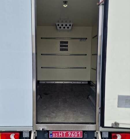 Желтый Рено Мастер, объемом двигателя 2.3 л и пробегом 235 тыс. км за 27700 $, фото 35 на Automoto.ua