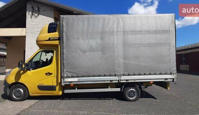 Желтый Рено Мастер, объемом двигателя 2.3 л и пробегом 630 тыс. км за 10400 $, фото 2 на Automoto.ua