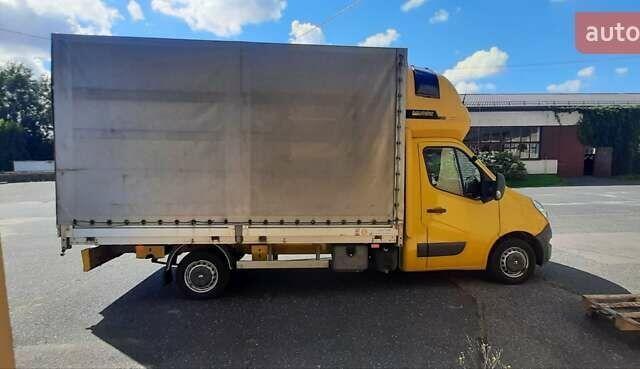 Желтый Рено Мастер, объемом двигателя 2.3 л и пробегом 630 тыс. км за 10400 $, фото 3 на Automoto.ua