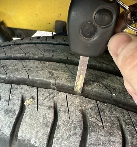 Рено Мастер 2016 в Одессе на Automoto.ua Желтый Рено Мастер, объемом двигателя 2.3 л и пробегом 381 тыс. км за 14500 $, фото 11 на Automoto.ua