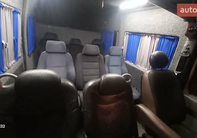Желтый Рено Мастер, объемом двигателя 2.5 л и пробегом 560 тыс. км за 8700 $, фото 2 на Automoto.ua