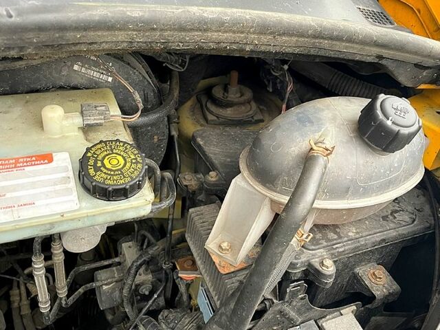 Жовтий Рено Мастєр, об'ємом двигуна 2.3 л та пробігом 0 тис. км за 17100 $, фото 5 на Automoto.ua