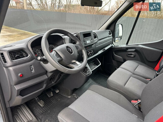 Серый Рено Мастер, объемом двигателя 0 л и пробегом 267 тыс. км за 22477 $, фото 21 на Automoto.ua