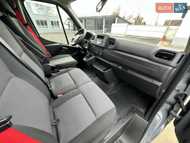 Серый Рено Мастер, объемом двигателя 0 л и пробегом 267 тыс. км за 22477 $, фото 30 на Automoto.ua