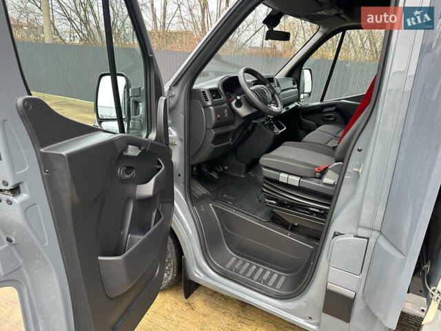 Серый Рено Мастер, объемом двигателя 0 л и пробегом 267 тыс. км за 22477 $, фото 26 на Automoto.ua