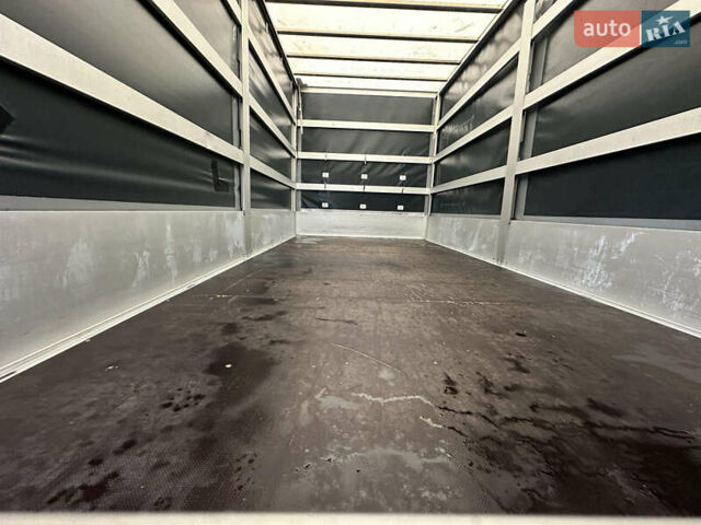 Серый Рено Мастер, объемом двигателя 0 л и пробегом 267 тыс. км за 22477 $, фото 35 на Automoto.ua