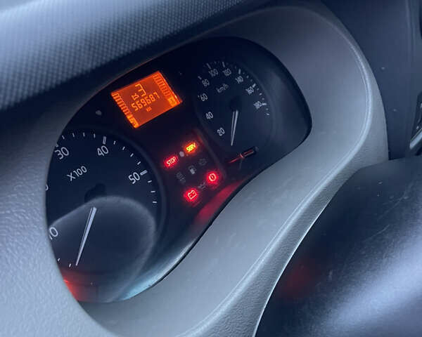 Серый Рено Мастер, объемом двигателя 2.5 л и пробегом 570 тыс. км за 6900 $, фото 37 на Automoto.ua